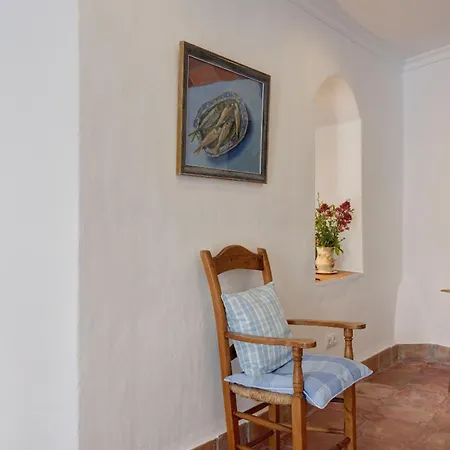 Villa The Old Mill: Pool Sleeps 8 Wifi 4 Bed Views Frigiliana
